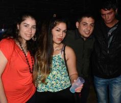 Foto de la galería: Noche de sábado: buena compañía, música y diversión en El Fogón.