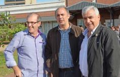 Foto de la galería: Entregan equipamientos para las distintas áreas de Emsa