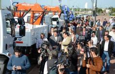 Foto de la galería: Entregan equipamientos para las distintas áreas de Emsa