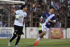 Foto de la galería: Guaraní perdió y quedó muy comprometido con el descenso