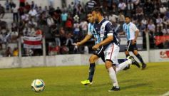 Foto de la galería: Guaraní perdió y quedó muy comprometido con el descenso