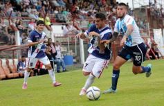Foto de la galería: Guaraní perdió y quedó muy comprometido con el descenso