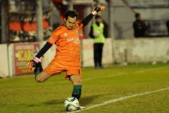 Foto de la galería: Guaraní no pudo con Estudiantes: empató 1 a 1 en Villa Sarita