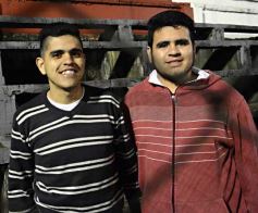 Foto de la galería: Guaraní no pudo con Estudiantes: empató 1 a 1 en Villa Sarita