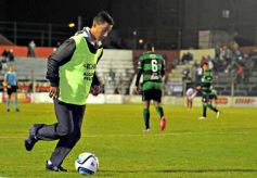 Foto de la galería: Guaraní no pudo con Estudiantes: empató 1 a 1 en Villa Sarita