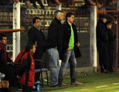 Foto de la galería: Guaraní no pudo con Estudiantes: empató 1 a 1 en Villa Sarita