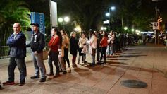 Foto de la galería: Amigos en el corazón de la city posadeña
