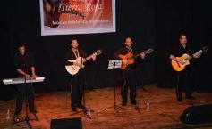 Foto de la galería: Guitarreada de Tierra Roja emocionó en la Sala Tempo