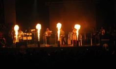 Foto de la galería: Con Los Tekis, la vida es un carnaval… aunque llueva y haga frío