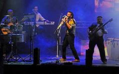 Foto de la galería: Con Los Tekis, la vida es un carnaval… aunque llueva y haga frío