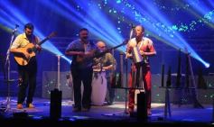 Foto de la galería: Con Los Tekis, la vida es un carnaval… aunque llueva y haga frío