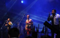 Foto de la galería: Con Los Tekis, la vida es un carnaval… aunque llueva y haga frío