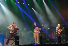Foto de la galería: Con Los Tekis, la vida es un carnaval… aunque llueva y haga frío