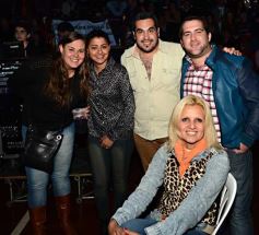 Foto de la galería: Con Los Tekis, la vida es un carnaval… aunque llueva y haga frío