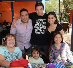 Foto de la galería: Cumpleaños del "Tigre" Fernandez, asado y buena música