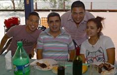 Foto de la galería: Cumpleaños del "Tigre" Fernandez, asado y buena música