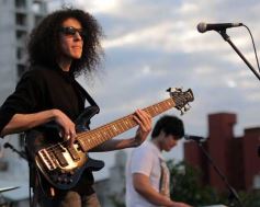 Foto de la galería: Distintas bandas deleitaron con su música en la costanera posadeña