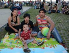 Foto de la galería: Distintas bandas deleitaron con su música en la costanera posadeña