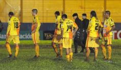 Foto de la galería: Crucero estuvo cerca, pero Estudiantes se lo dio vuelta y quedó con la victoria