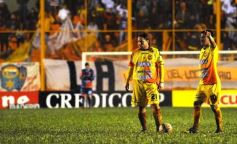Foto de la galería: Crucero estuvo cerca, pero Estudiantes se lo dio vuelta y quedó con la victoria