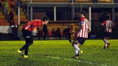 Foto de la galería: Crucero estuvo cerca, pero Estudiantes se lo dio vuelta y quedó con la victoria