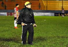 Foto de la galería: Crucero estuvo cerca, pero Estudiantes se lo dio vuelta y quedó con la victoria