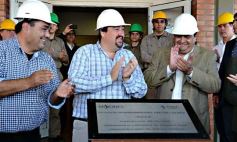 Foto de la galería: El presidente de Emsa y el gobernador Closs inauguraron un nuevo transformador en San Ignacio