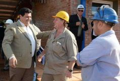 Foto de la galería: El presidente de Emsa y el gobernador Closs inauguraron un nuevo transformador en San Ignacio