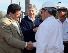 Foto de la galería: El presidente de Emsa y el gobernador Closs inauguraron un nuevo transformador en San Ignacio