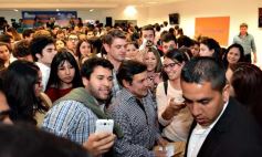 Foto de la galería: Rovira debatió con jóvenes de la provincia sobre política estratégica