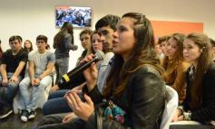 Foto de la galería: Rovira debatió con jóvenes de la provincia sobre política estratégica