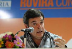 Foto de la galería: Rovira debatió con jóvenes de la provincia sobre política estratégica