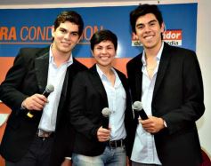 Foto de la galería: Rovira debatió con jóvenes de la provincia sobre política estratégica