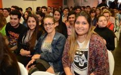 Foto de la galería: Rovira debatió con jóvenes de la provincia sobre política estratégica