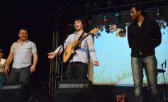 Foto de la galería: Solidaridad, alegría y mucha música con Los Mitá, en el Montoya