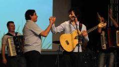 Foto de la galería: Solidaridad, alegría y mucha música con Los Mitá, en el Montoya