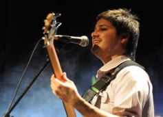 Foto de la galería: Solidaridad, alegría y mucha música con Los Mitá, en el Montoya