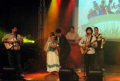 Foto de la galería: Solidaridad, alegría y mucha música con Los Mitá, en el Montoya