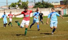 Foto de la galería: El Verdirrojo ganó en Villa Urquiza y es puntero de su zona en el Federal B