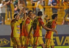 Foto de la galería: Increíble: Crucero no pudo aguantar y perdió la chance de sumar tres puntos