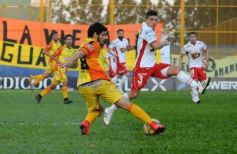 Foto de la galería: Increíble: Crucero no pudo aguantar y perdió la chance de sumar tres puntos