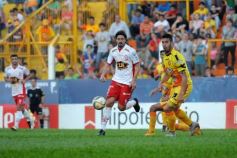 Foto de la galería: Increíble: Crucero no pudo aguantar y perdió la chance de sumar tres puntos