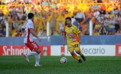 Foto de la galería: Increíble: Crucero no pudo aguantar y perdió la chance de sumar tres puntos