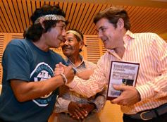 Foto de la galería: Rovira y Thomas firmaron un convenio para la construcción del Museo del Territorio Guaraní