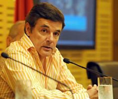 Foto de la galería: Rovira y Thomas firmaron un convenio para la construcción del Museo del Territorio Guaraní