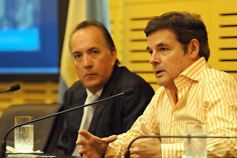 Foto de la galería: Rovira y Thomas firmaron un convenio para la construcción del Museo del Territorio Guaraní