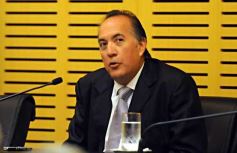 Foto de la galería: Rovira y Thomas firmaron un convenio para la construcción del Museo del Territorio Guaraní