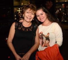 Foto de la galería: Los candidatos de la renovación se reunieron con cientos de votantes independientes