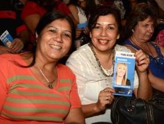 Foto de la galería: Los candidatos de la renovación se reunieron con cientos de votantes independientes