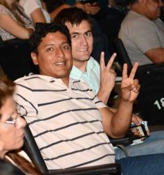 Foto de la galería: Los candidatos de la renovación se reunieron con cientos de votantes independientes